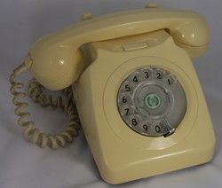 GPO 746 telephone, 1970s