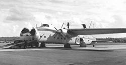 Ford Consul going abord Sliver City Airways Bristol 170 freighter, 1954 (image by RuthAS published via wikimedia commons) 