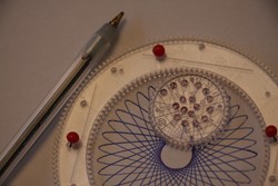Using Spirograph Using Spirograph