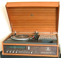 Dynatron Cavalcade HFC38 stereo audio cassette system, 1972