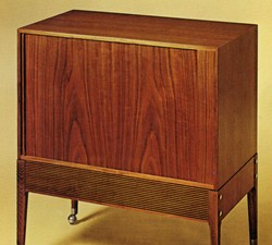 Dynatron Copenhagen CTV10A colour television, 1972