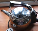 Russell Hobbs K2P, note the straight spout and different handle on the lid (image theopotaxi) Russell Hobbs K2P, note the straight spout and different handle on the lid (image theopotaxi)