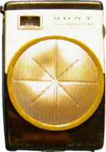 Sony TR620, the first Japanese transistor radio imported into Britain, 1960 (image piper2803)