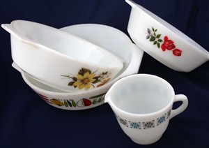 Classic Pyrex glass ovenware from the 60s and 70s