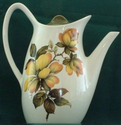 Midwinter Stylecraft coffee pot, Fashion shape with Magnolia pattern, 1950s