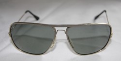 Metal frame polaroid sunglasses from the 60s