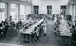 School dinners at a secondary modern school School dinners at a secondary modern school