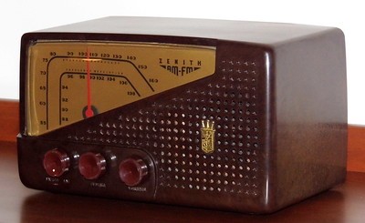ZenithFM/AM radio, 1950