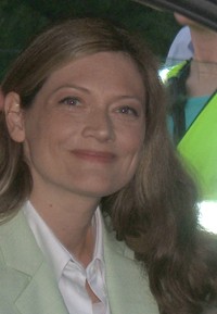 Sophie Ward who played Dr Helen Trent