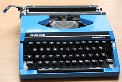 Silver Reed Silverette II portable typewriter 1985
